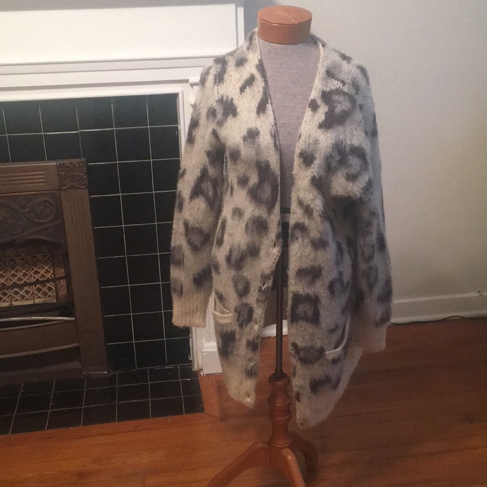 Cozy free people leopard print cardigan